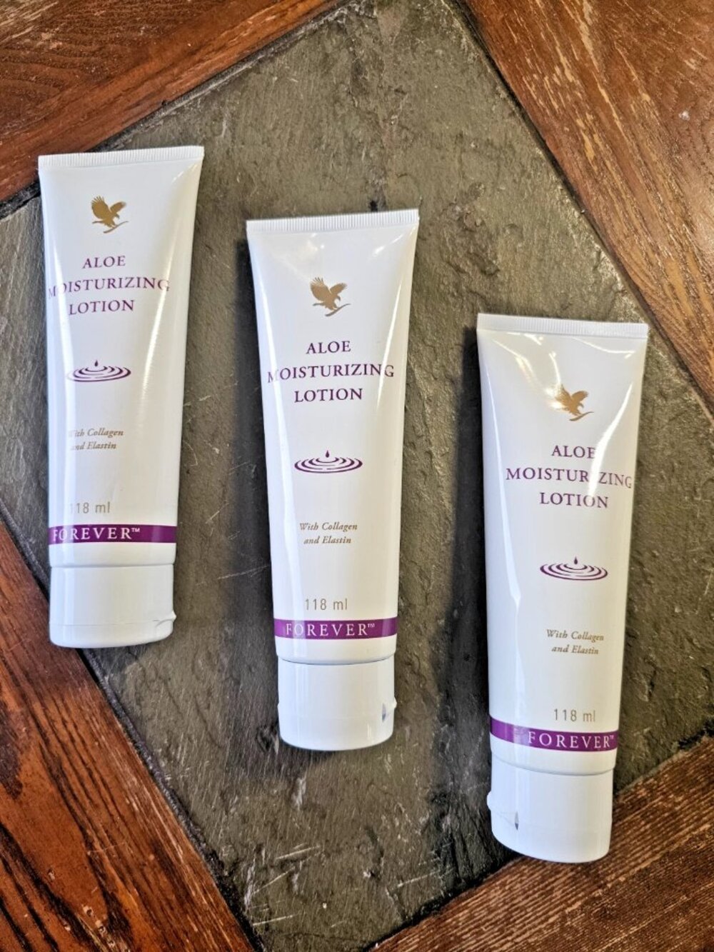 Forever Aloe Moisturizing Lotion - Collagen and Elastin - 3 Tubes